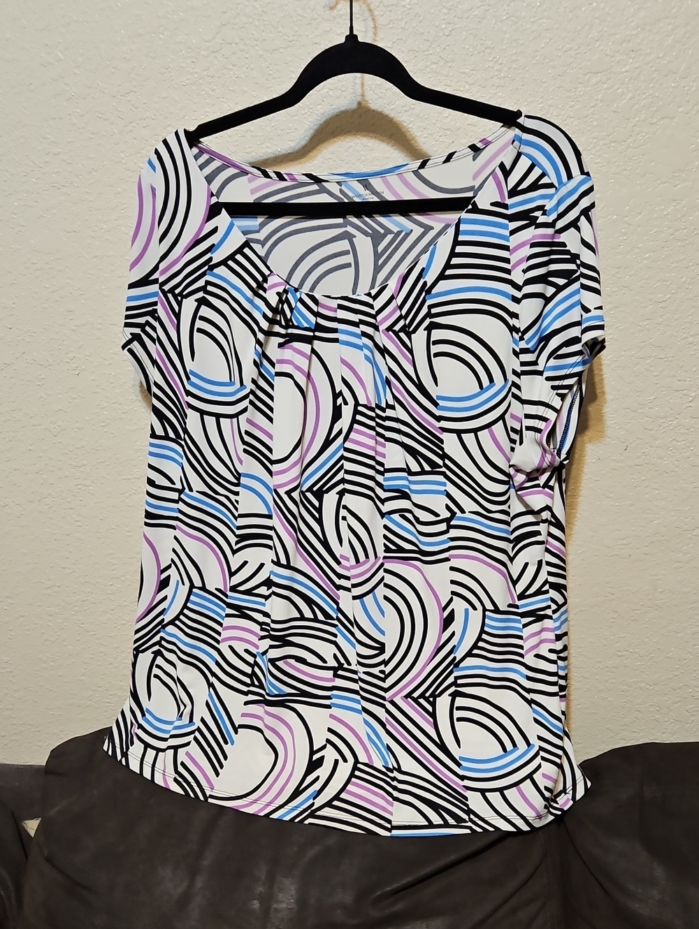 Worthington Geometric Short Sleeve Top in White, Black, Blue & Lavender